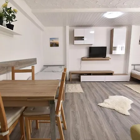 Work & Apartment Troisdorf